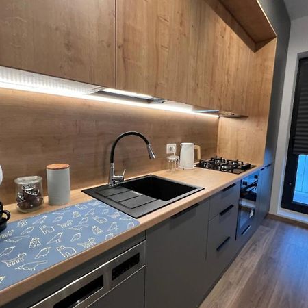 High-Rise Luxury Apartment With Free Parking Bucureşti Exterior foto