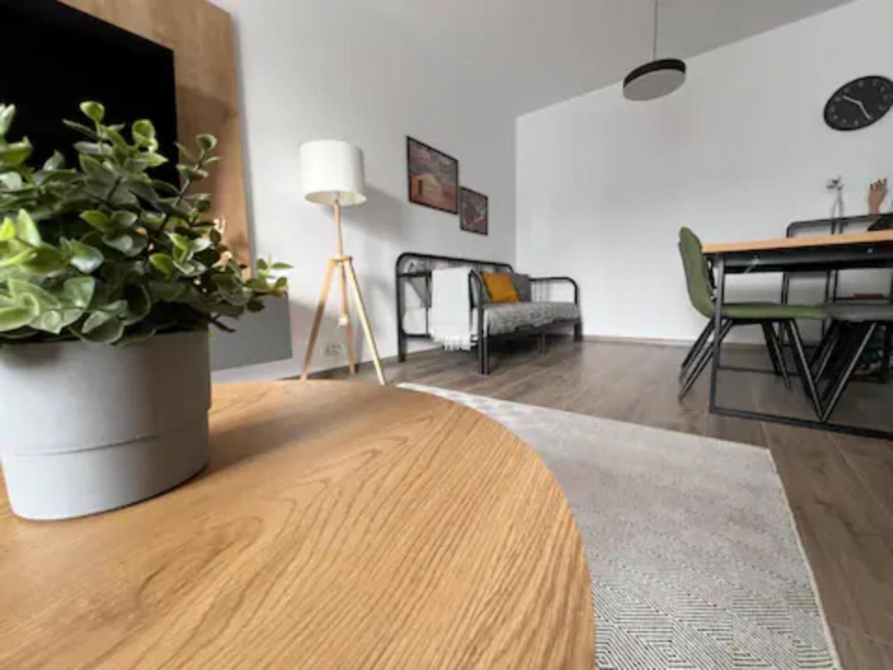 High-Rise Luxury Apartment With Free Parking Bucureşti Exterior foto