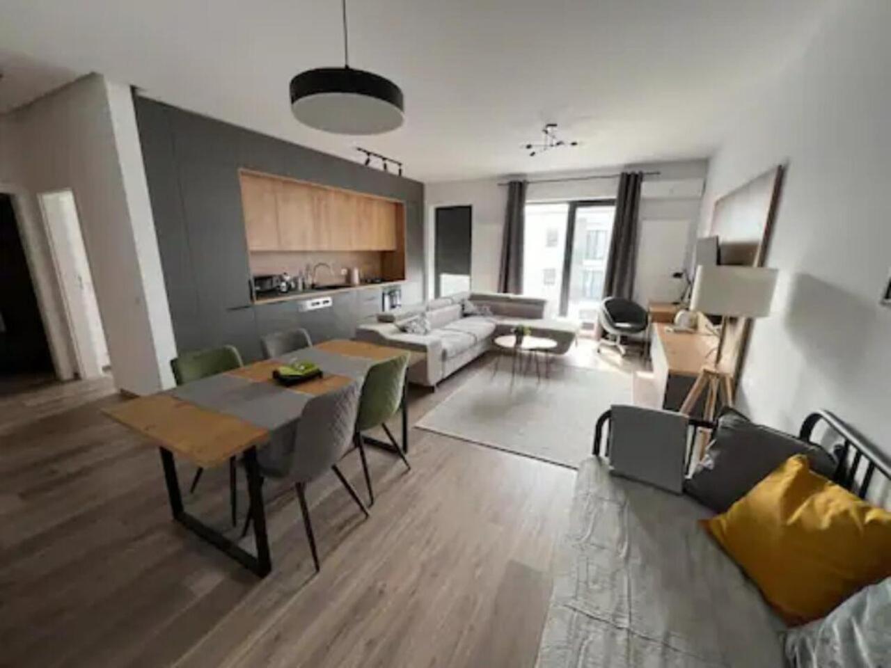 High-Rise Luxury Apartment With Free Parking Bucureşti Exterior foto