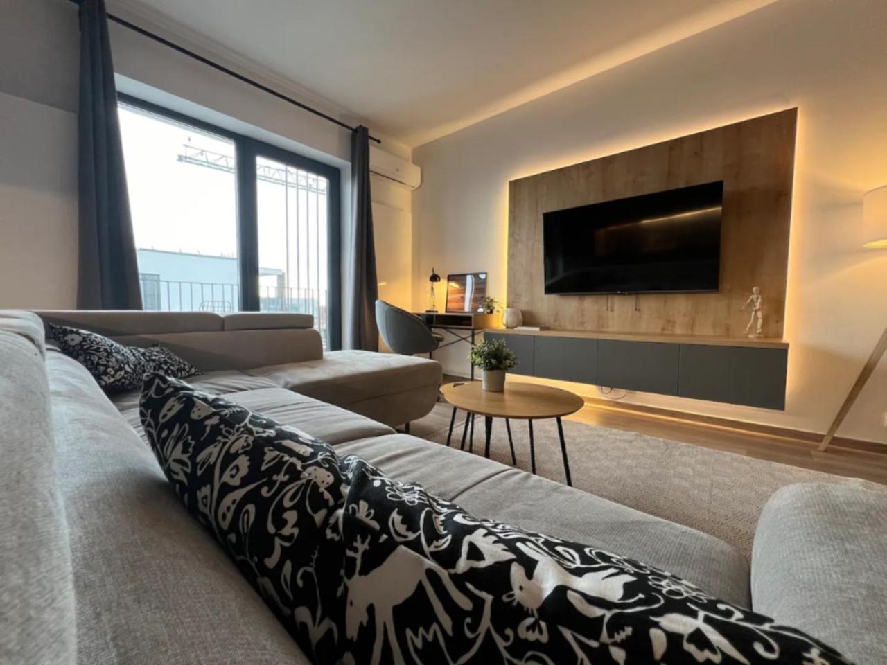 High-Rise Luxury Apartment With Free Parking Bucureşti Exterior foto