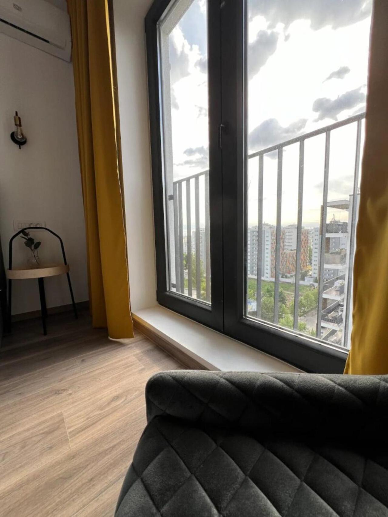 High-Rise Luxury Apartment With Free Parking Bucureşti Exterior foto