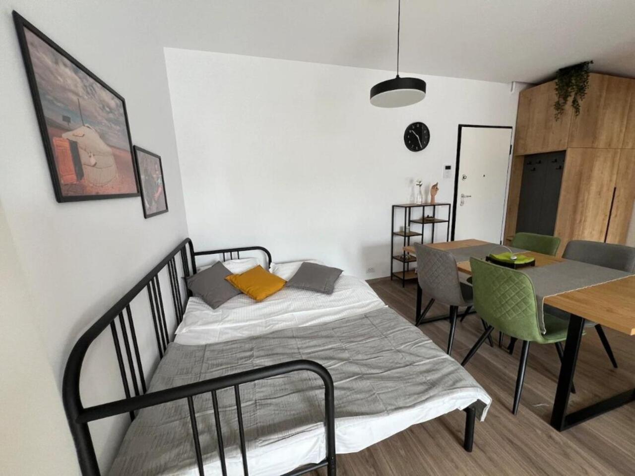 High-Rise Luxury Apartment With Free Parking Bucureşti Exterior foto