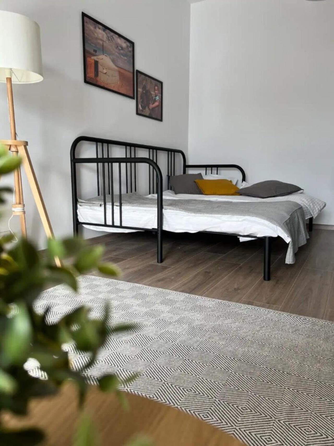 High-Rise Luxury Apartment With Free Parking Bucureşti Exterior foto
