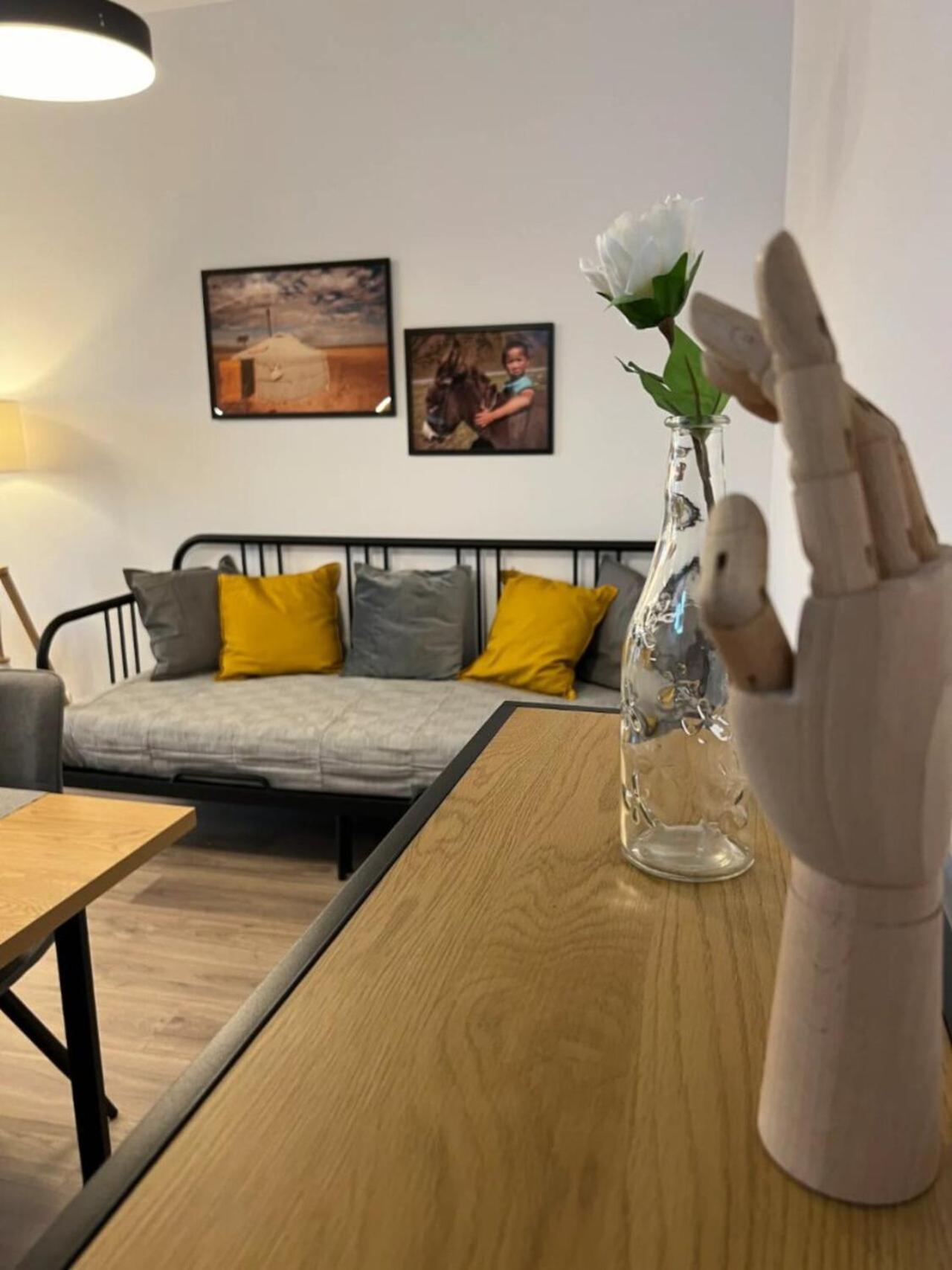 High-Rise Luxury Apartment With Free Parking Bucureşti Exterior foto